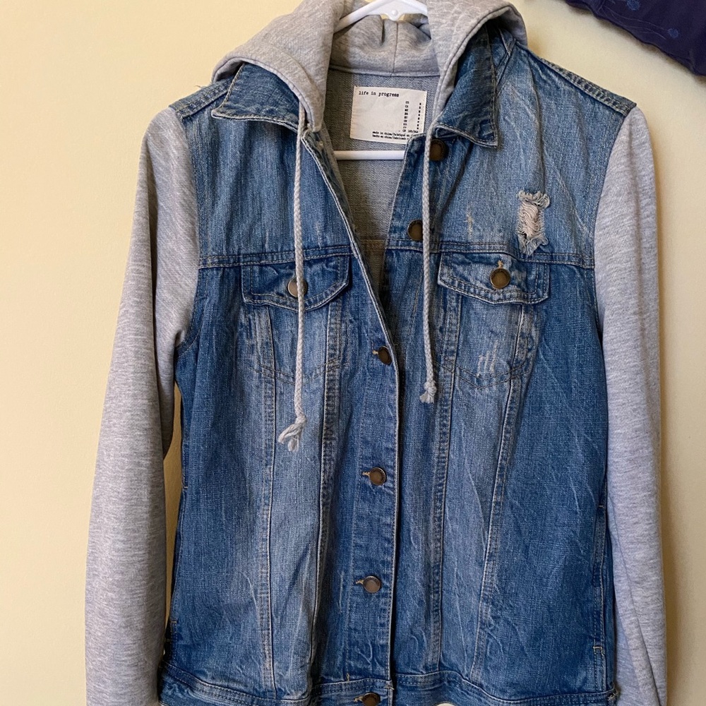 Jean jacket with cotton sleeves! Never worn